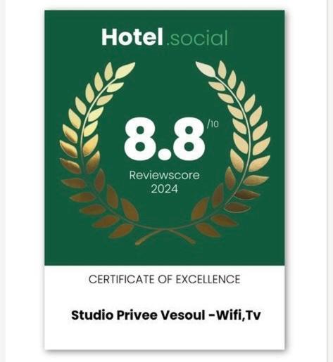Studio Privee Vesoul -Wifi,Tv,Clim,Parking Gratuit 外观 照片